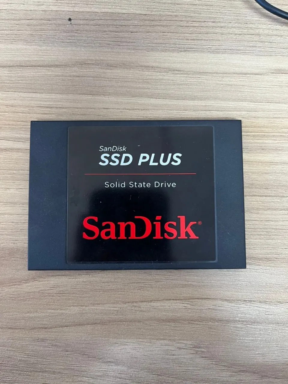 SSD plus 240gb Sandisk