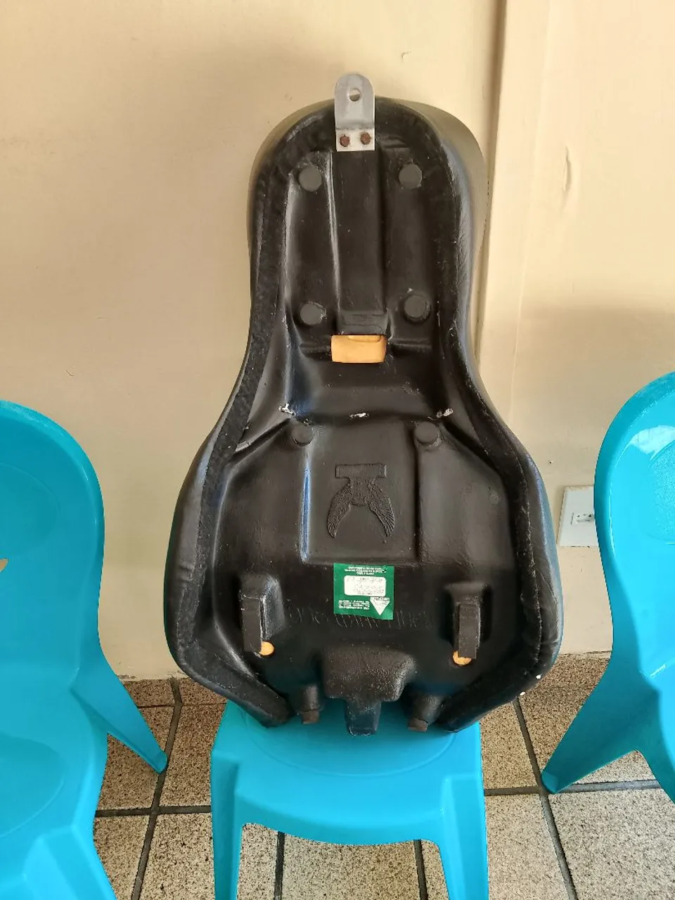 Banco de moto Boulevard m800 e baús em couro *