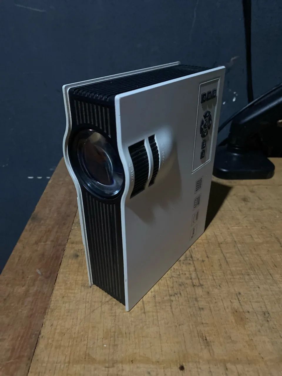 Projetor Mini UC40 Branco