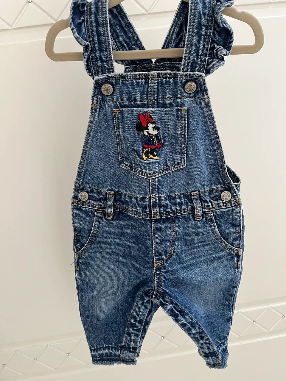 Jardineira Jeans GAP Minnie 6-12 meses 