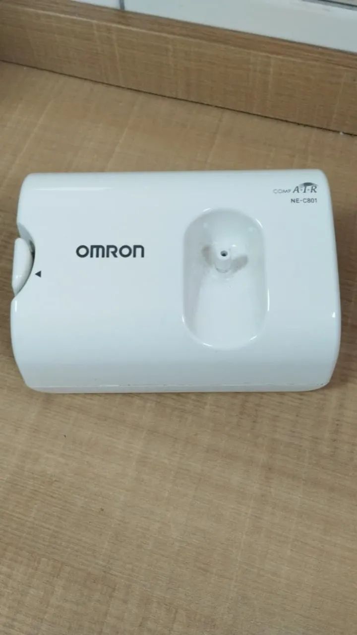nebulizador / Inalador Omron NE-C801 - com defeito 