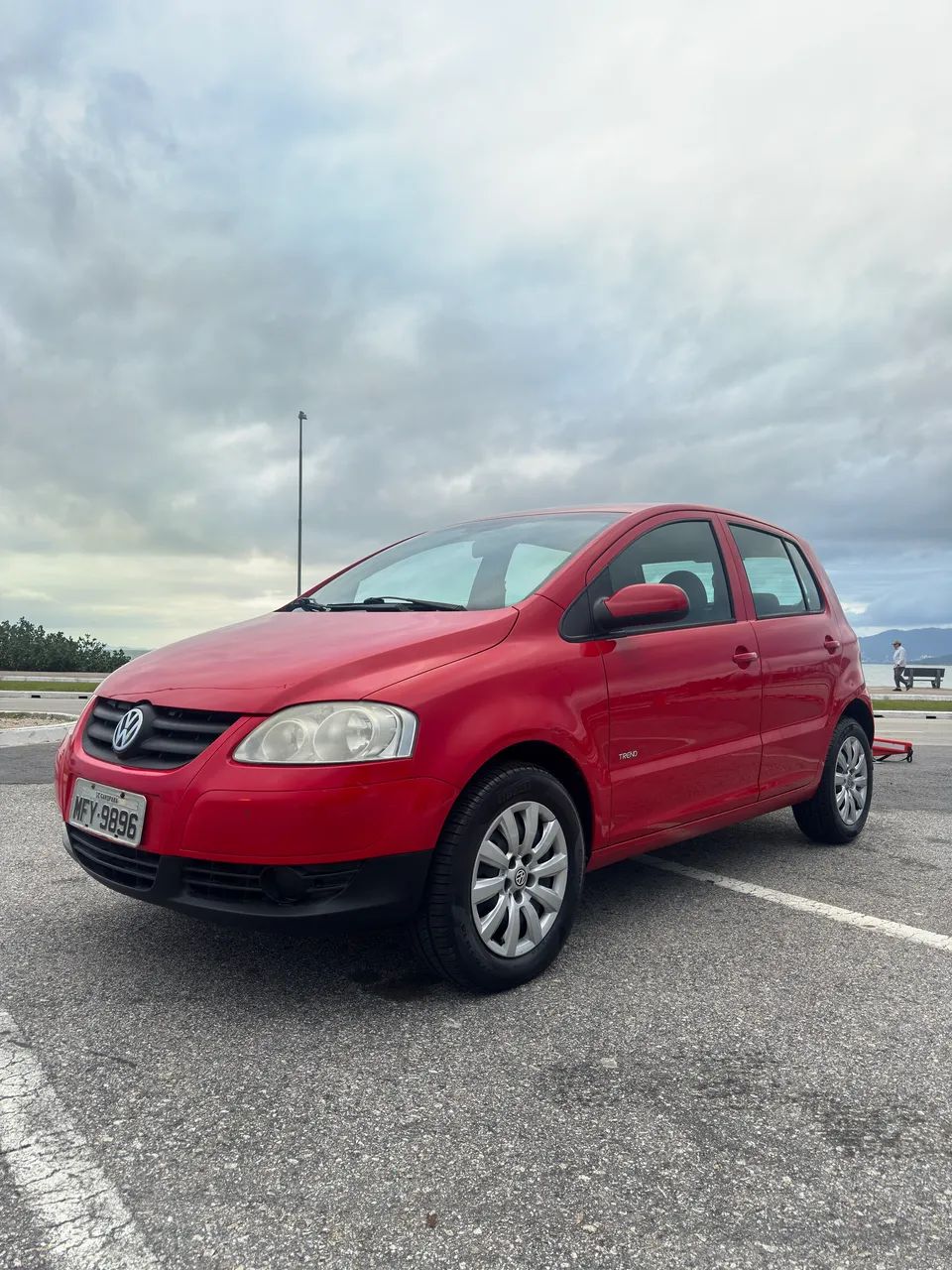 Volkswagen Fox Plus 1.0mi/ 1.0mi Total Flex 8V 3P 2009