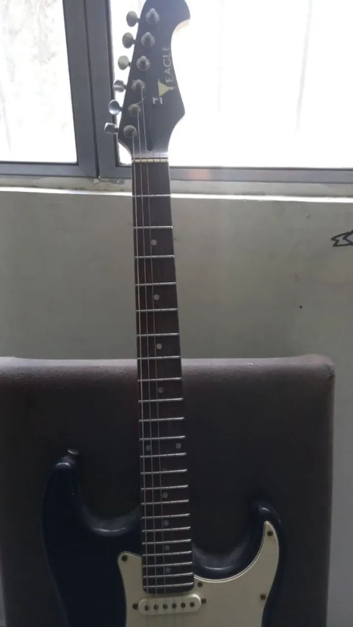 Guitarra - Foto 2