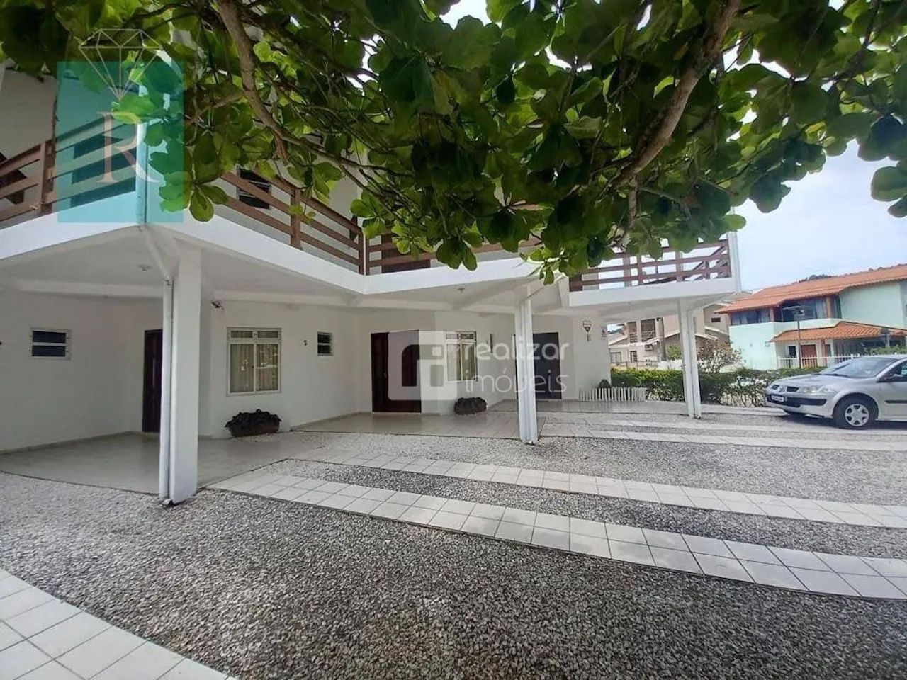 Sobrado Residencial à venda, Daniela, Florianópolis - SO0086.