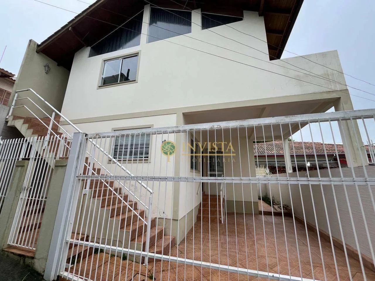 Locação | Casa Residencial Semi Mobiliada, 2 quartos a 5 min do Centro de Florianópolis - 