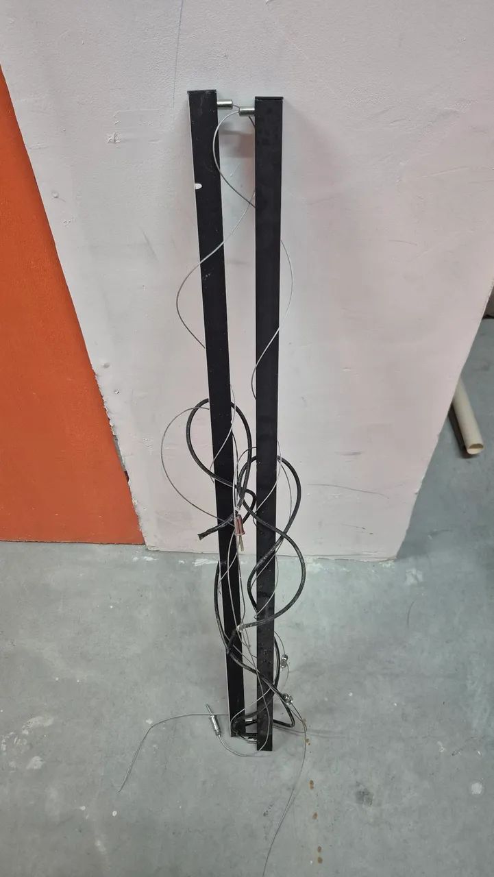 2 pendentes com fita de LED - 1m