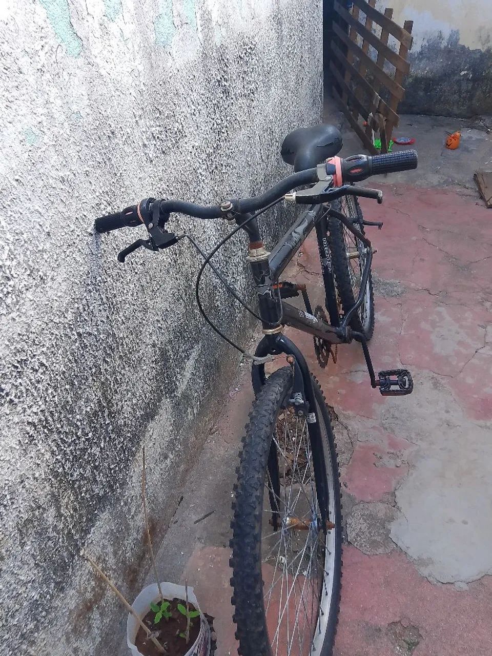 VENDE-SE BICICLETA 