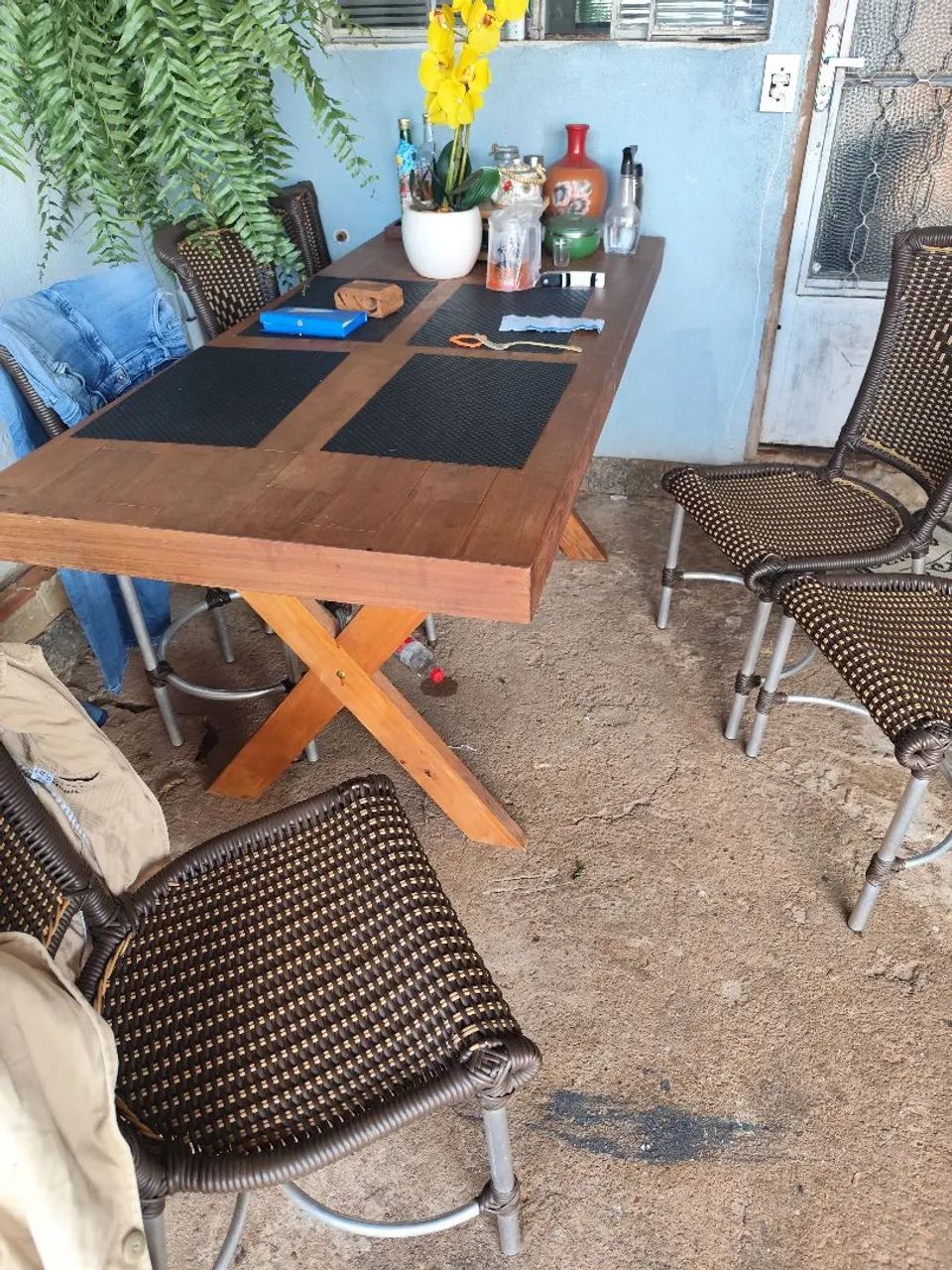 Mesa com 4 cadeiras de vime  - Foto 2
