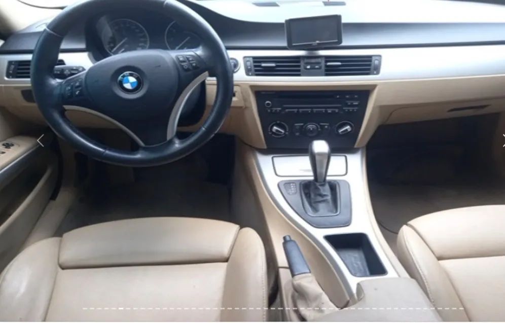 BMW 320I A 2010 - Foto 5