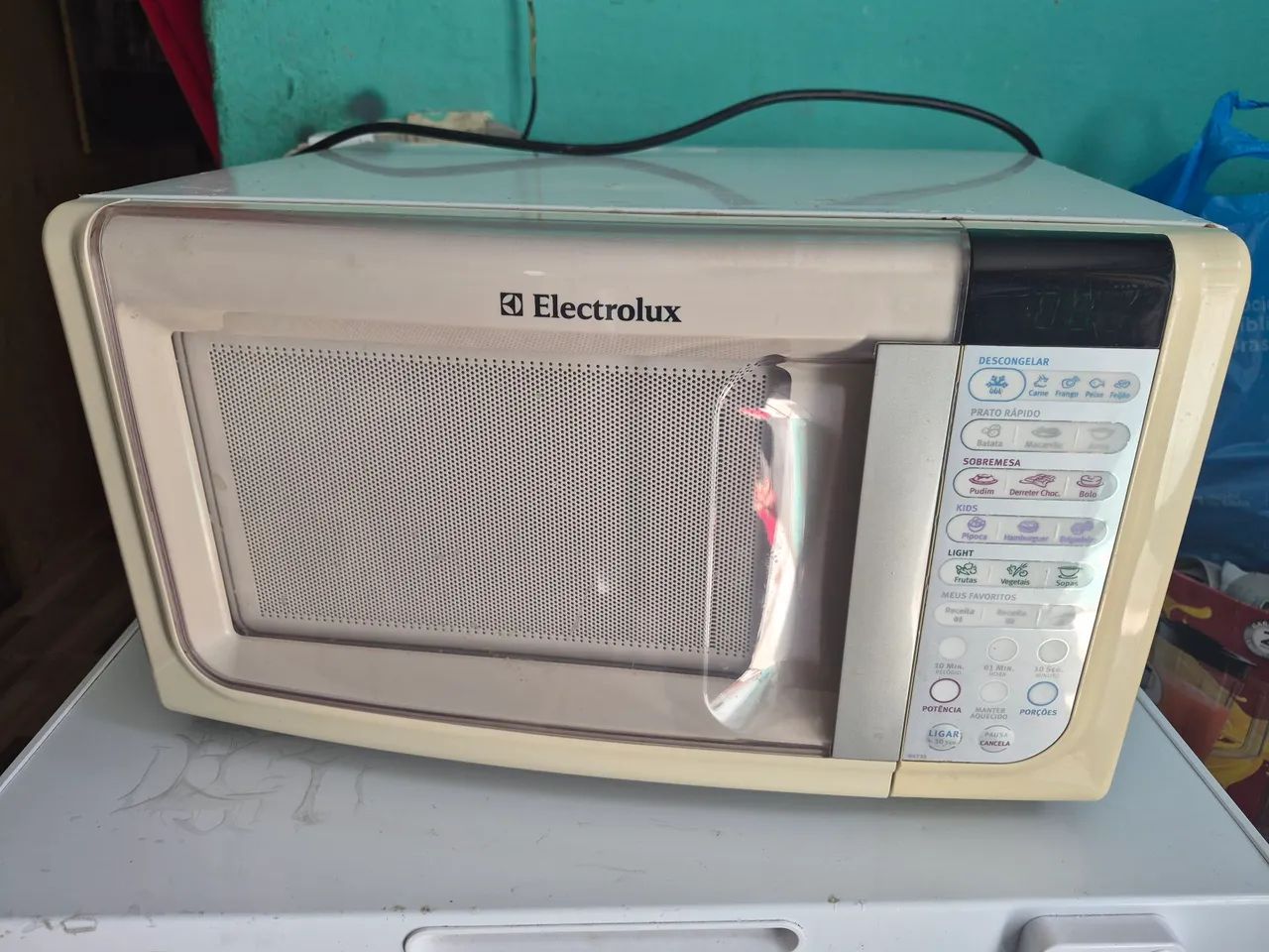 Microondas Electrolux 23L 