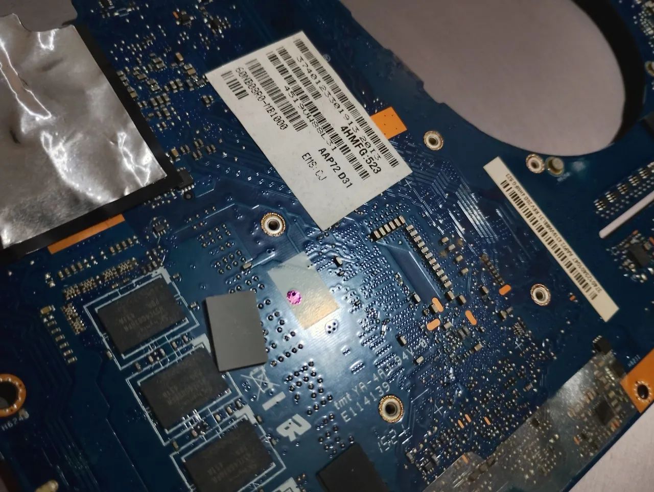 Placa mãe notebook Asus UX303L i7 com defeito  - Foto 3
