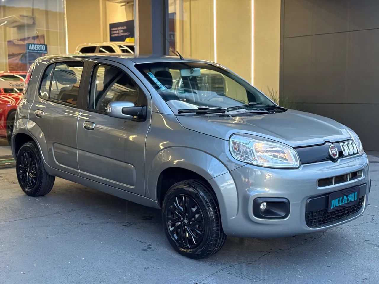 Fiat Uno Evolution 1.4 Fire Flex 8V 5P 2016 - Foto 3