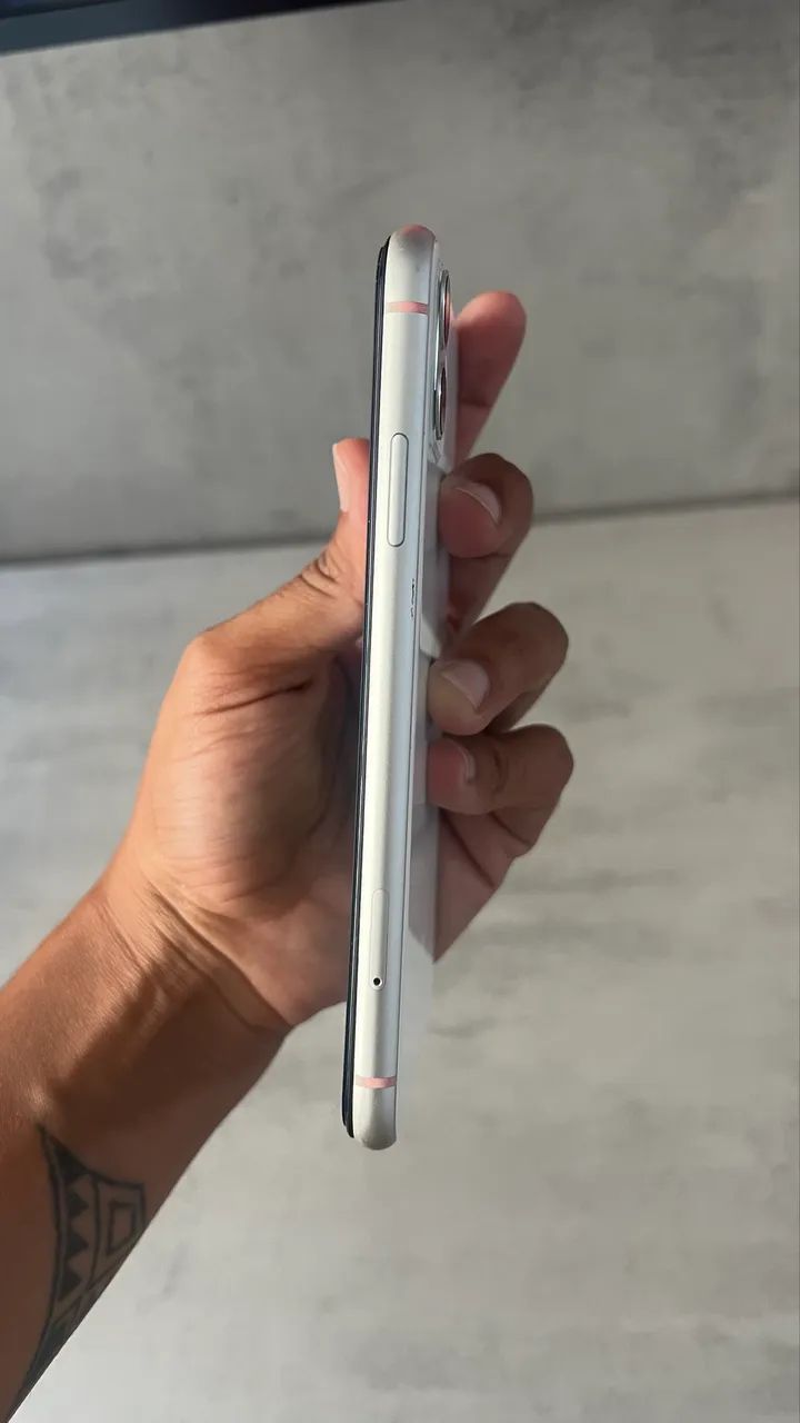 iPhone 11 64G  - Foto 3