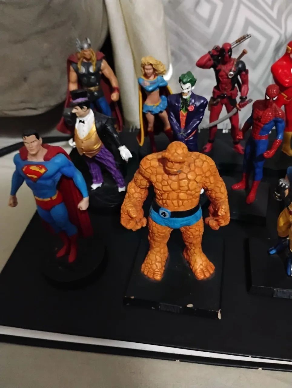マーベルDC フィギュア１４体まとめ売り Miniaturas Marvel / DC Comics - Hobbies e coleções - Jardim Marisa