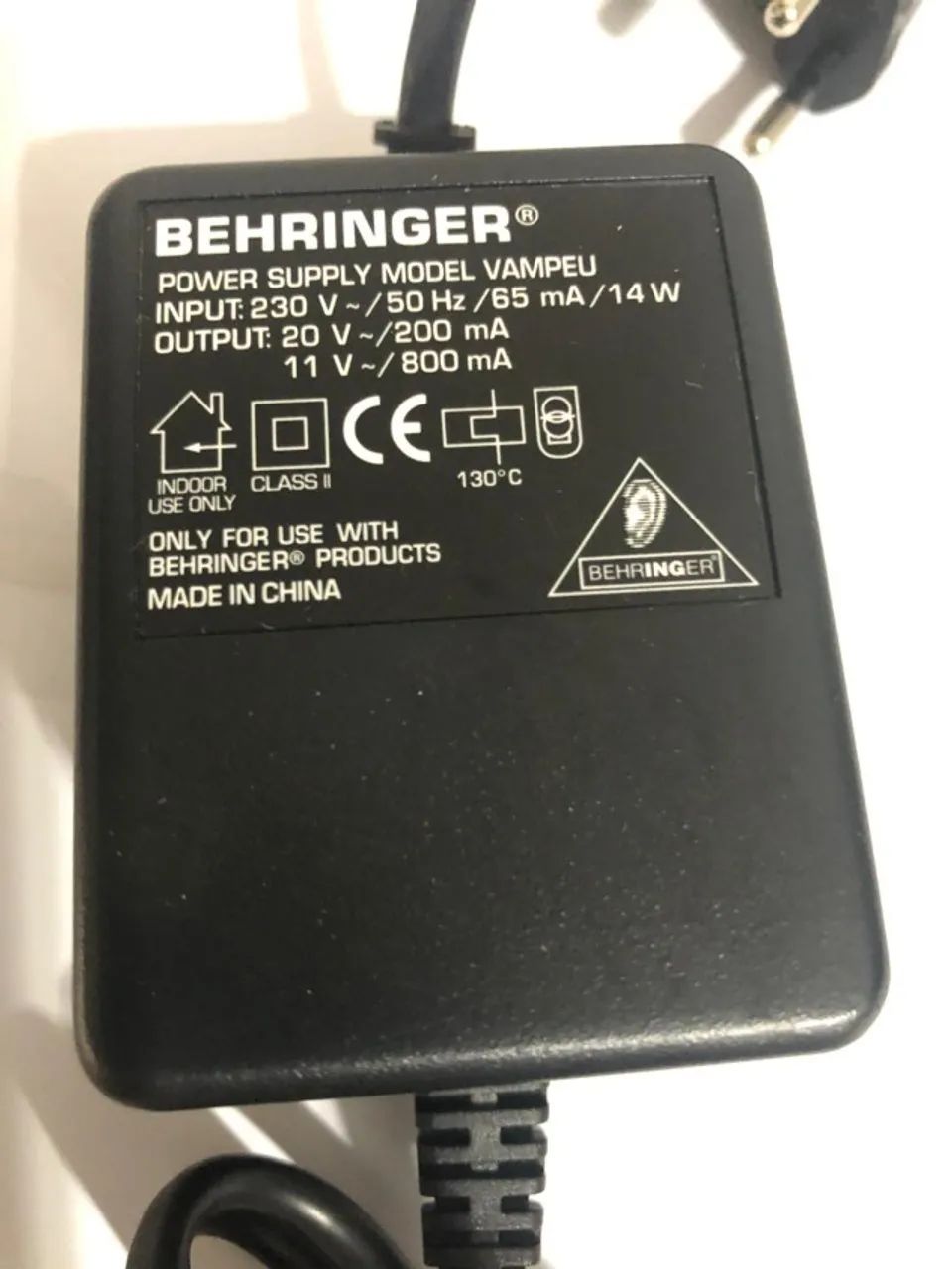 FONTE BEHRINGER 220V Para V-amp Vamp2 V-amp3 e processador de efeito dj Tweakalizer DJFX6