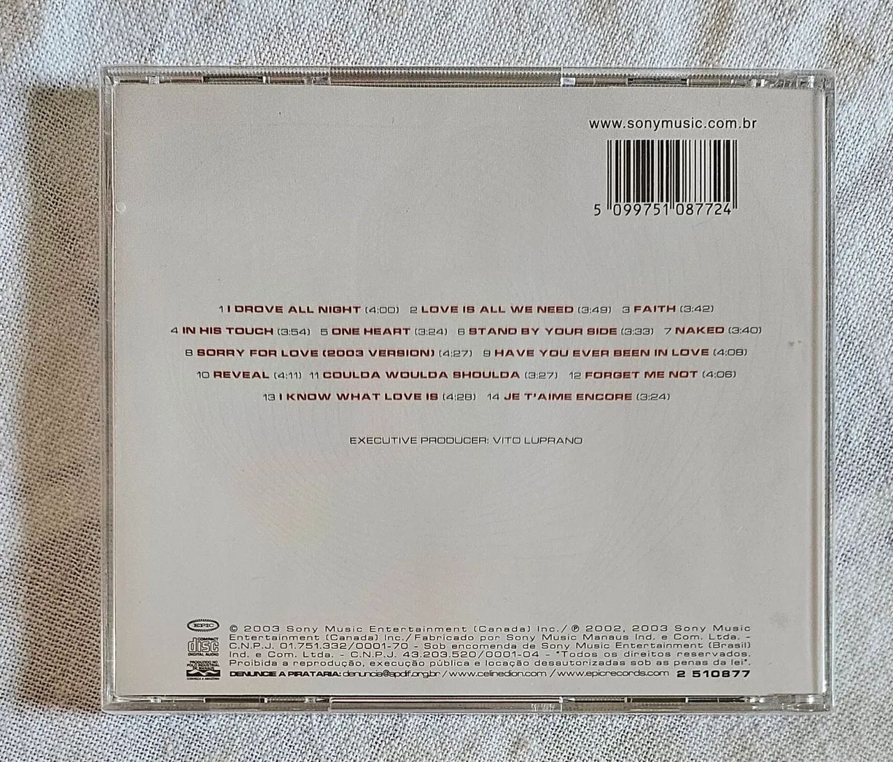 CD Celine Dion - One Heart - Lacrado - Foto 2