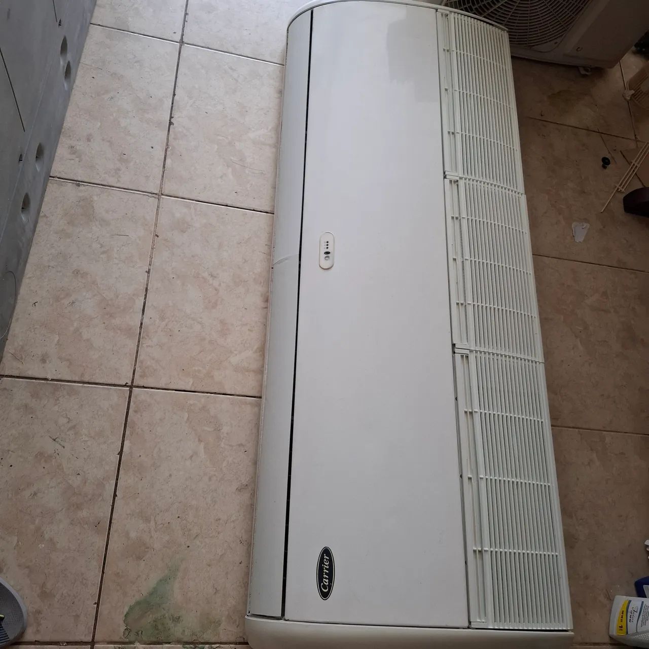 Vendo split Carrier de 60 mil btus,