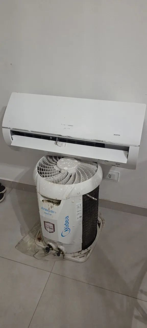 Split Midea Inverter 9000btus - Foto 2