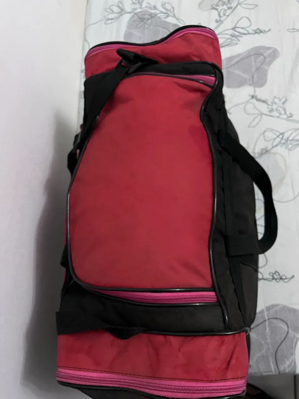 Bolsa de viagem/ grande/ vermelha / nova  - Foto 2