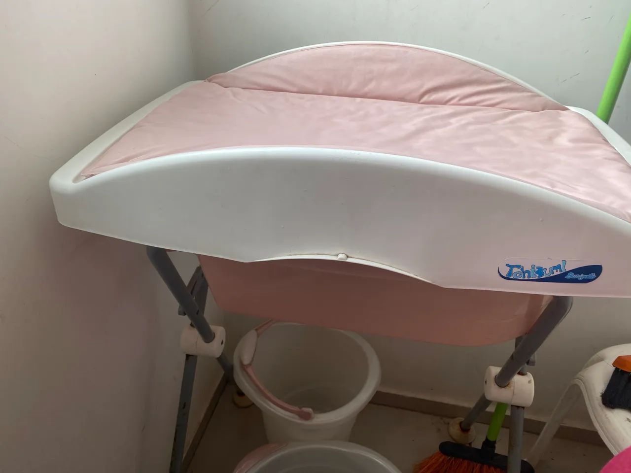Banheira com trocador 