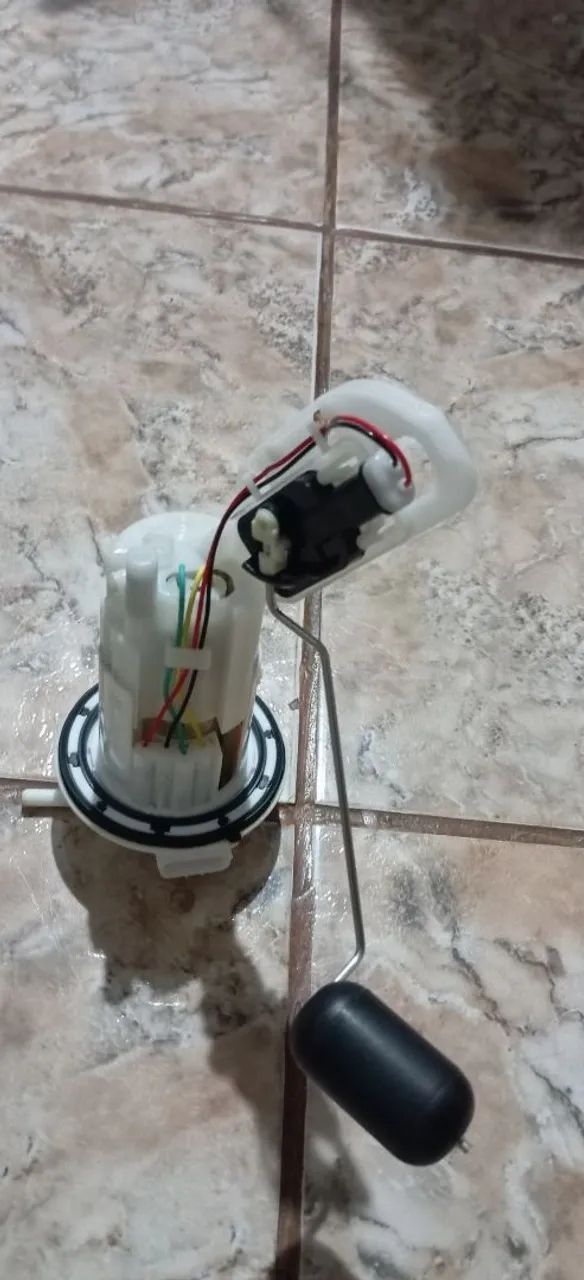 bomba de combustível e motor de partida da 160.
