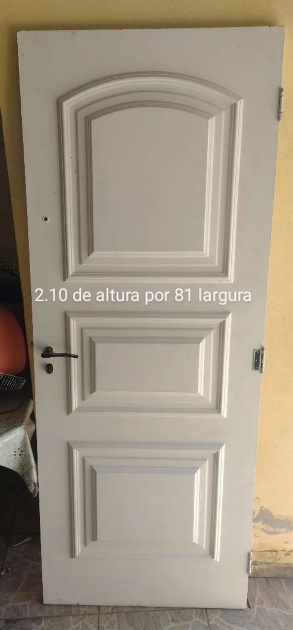 Porta com batente 