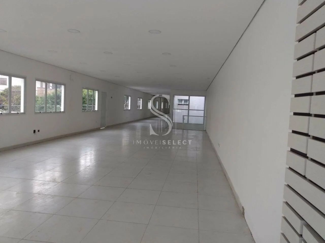 Prédio comercial em Aclimação - São Paulo