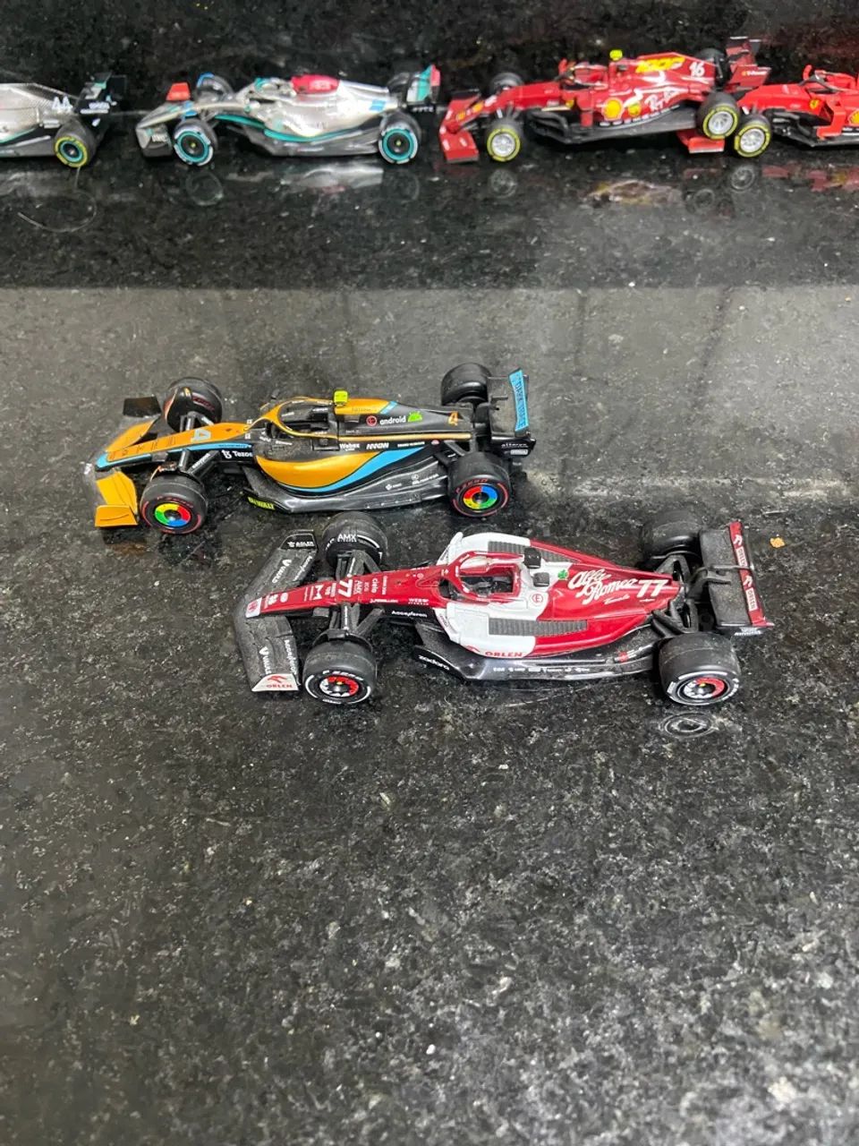 Lote 8 mini F1 1:43 - Foto 2