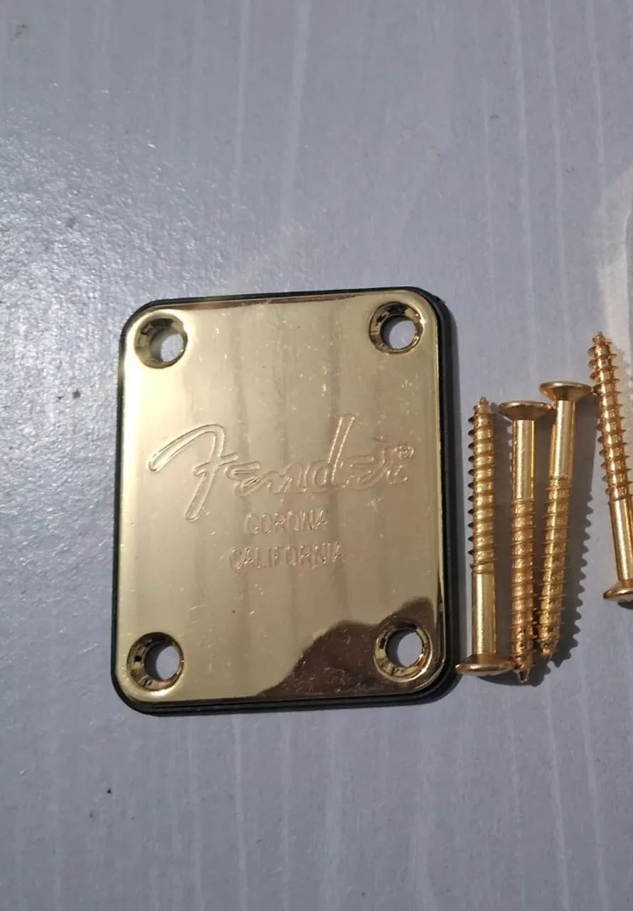 Vendi placa do braço da guitarra dourado (Fender 