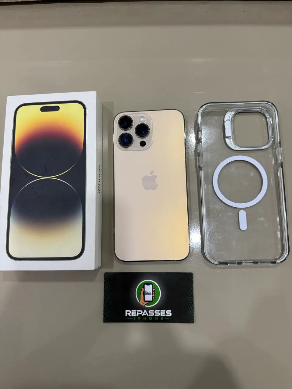 iPhone 14 Pro Max com caixa completo 