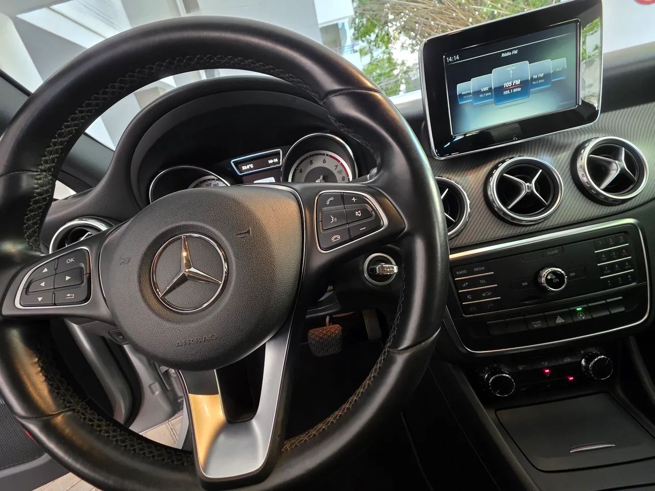 Mercedes-Benz GLA 200 Adv. 1.6/1.6 TB 16V Flex Aut., foto 13 de 20