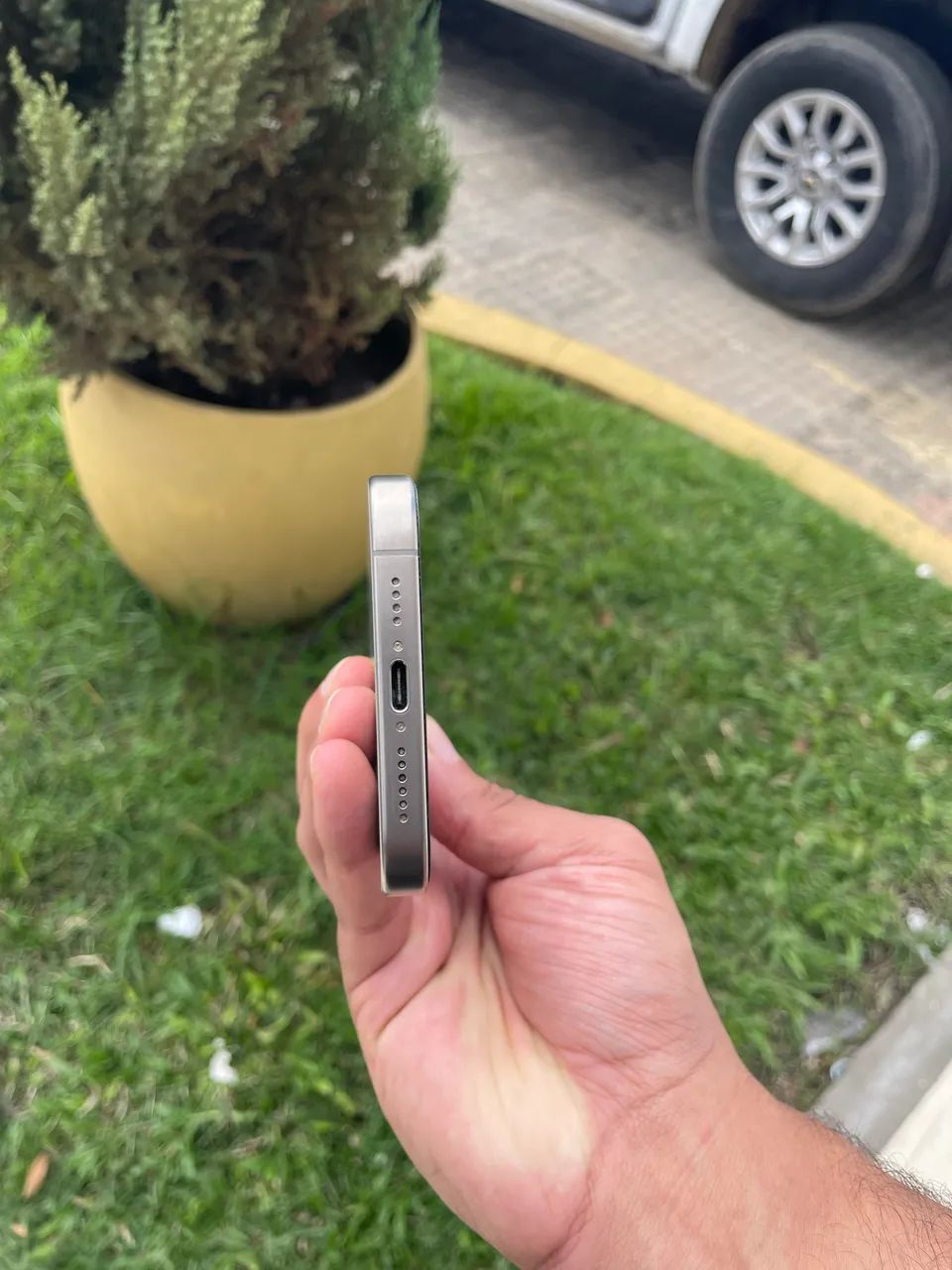 IPhone 15 Pro Max  - Foto 4