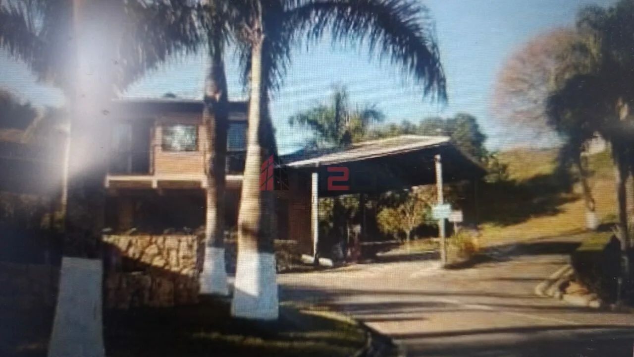 Terreno com projeto aprovado na prefeitura.