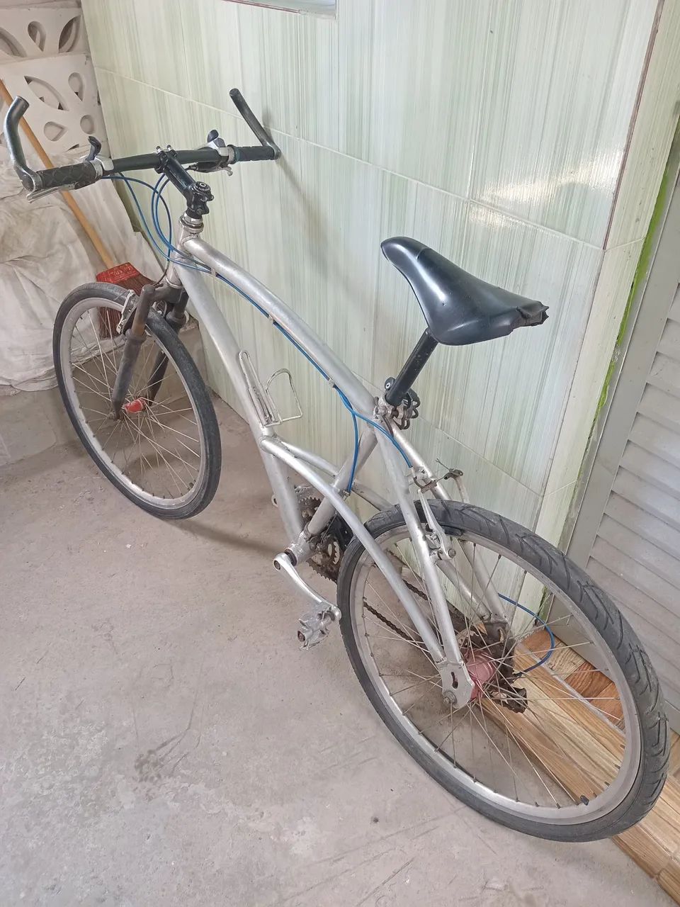 Bicicleta com quadro de alumínio  - Foto 4