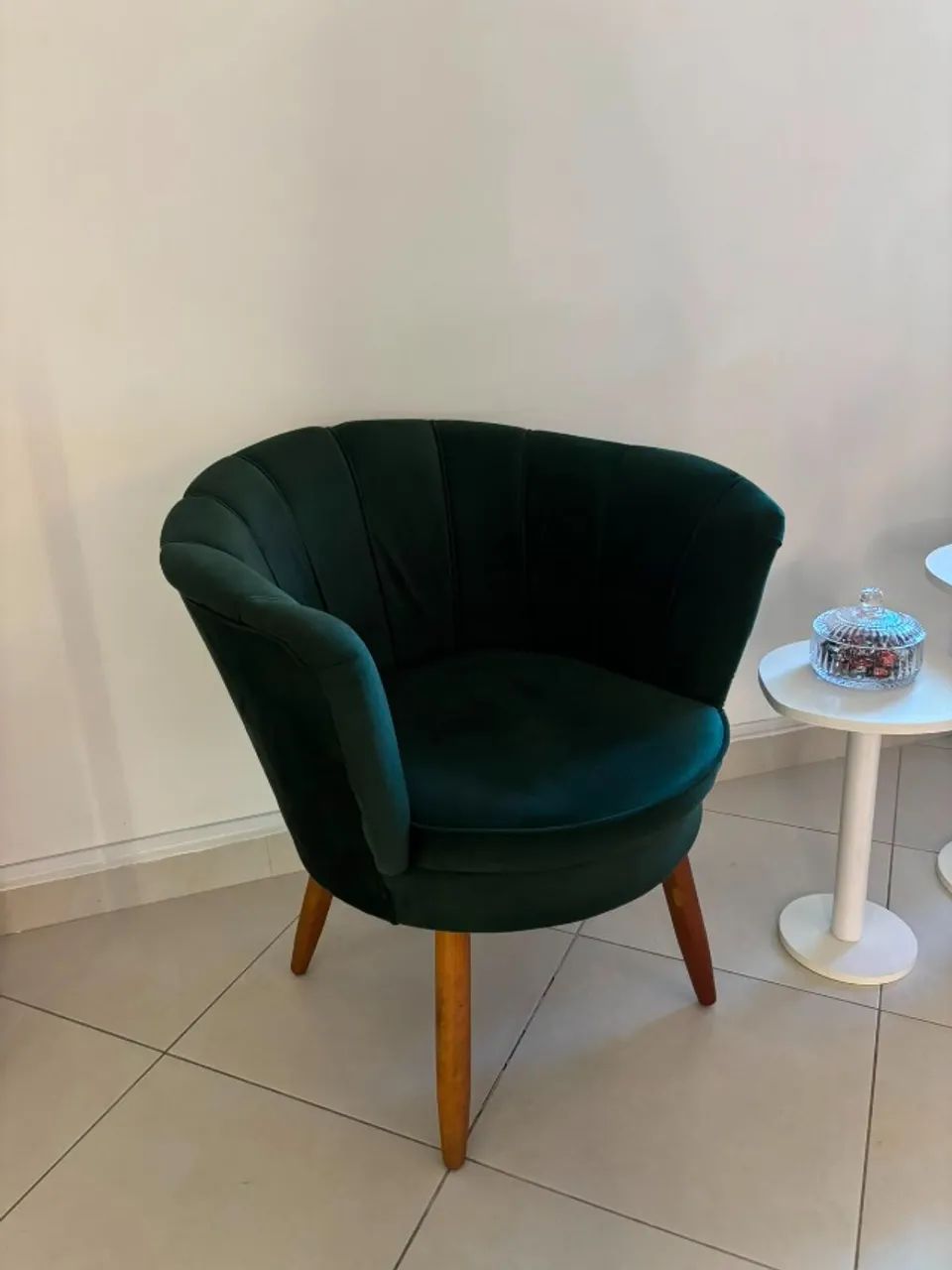 Poltrona Pétala Verde em Veludo - Como Nova - Foto 2
