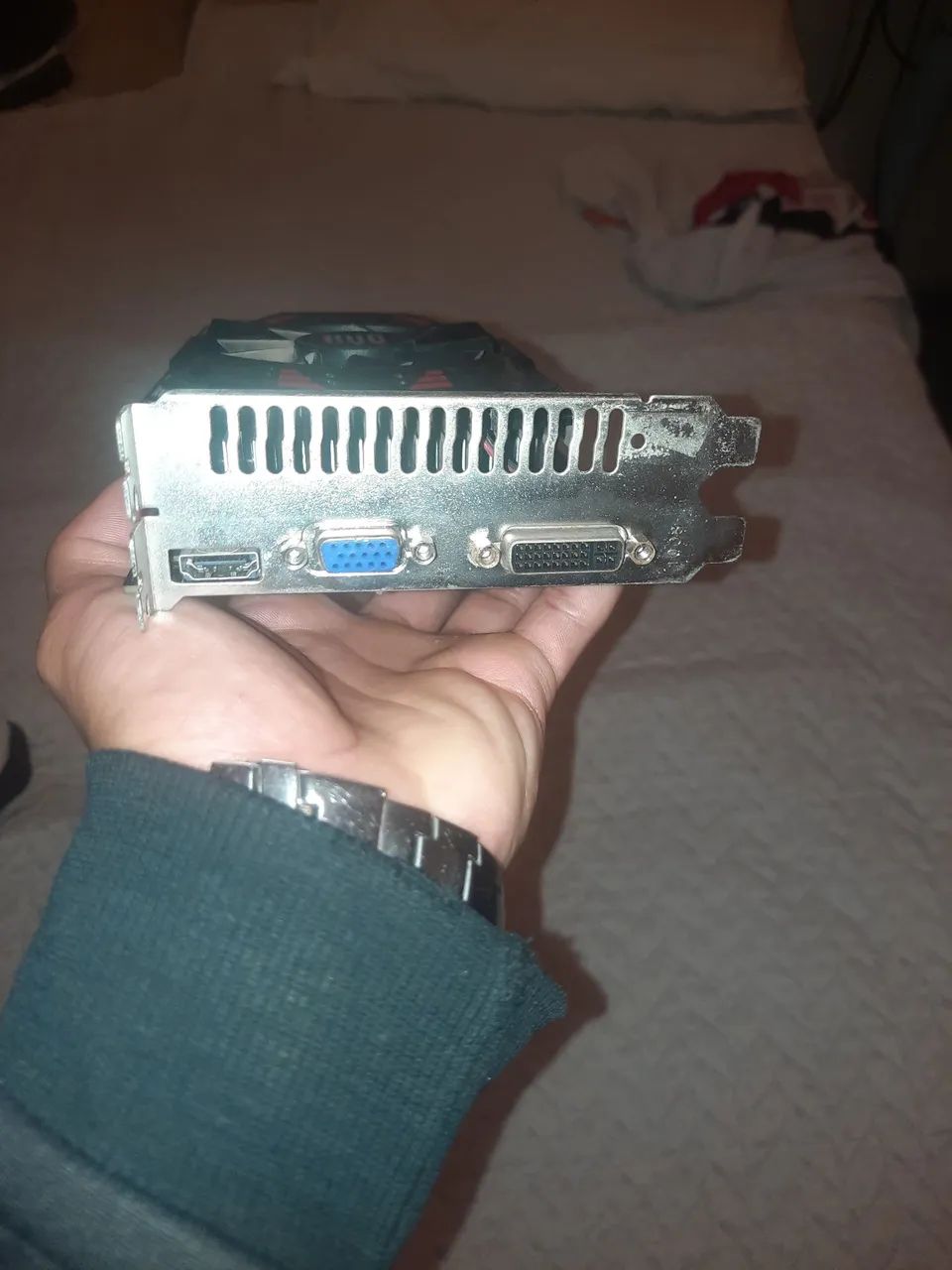 Plca de video rtx 550 2gb  - Foto 2