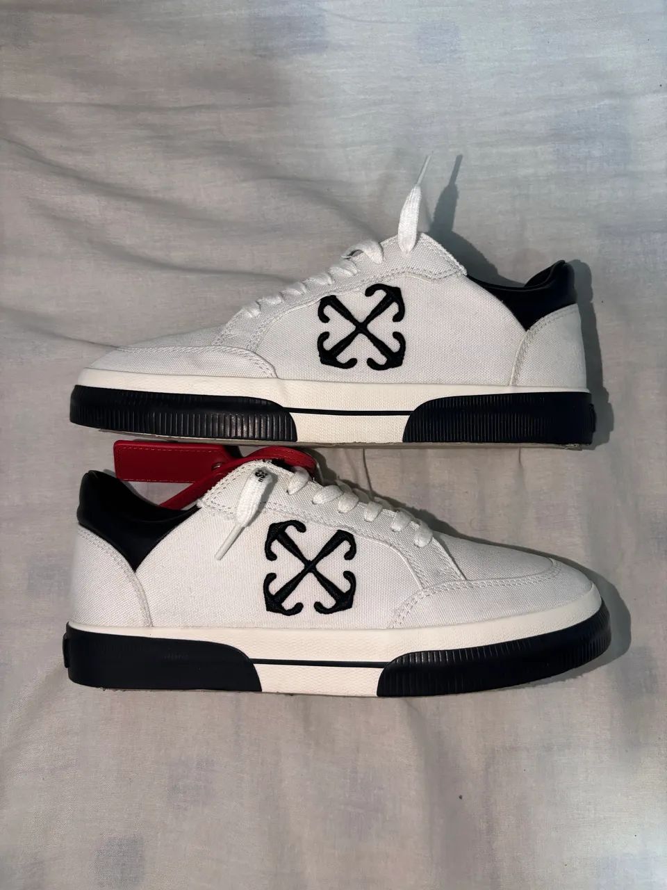 Tênis Off White Vulcanized 39BR Completo Original - Foto 2