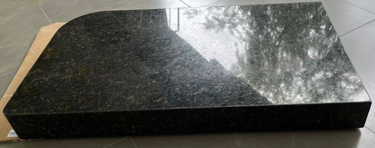 Mesa de granito verde ubatuba