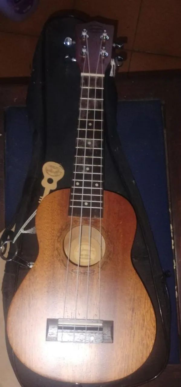 Vendo ukulele 