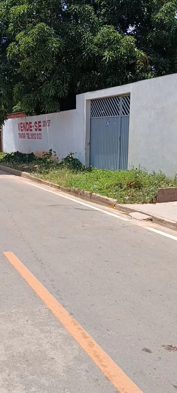 TERRENO MEDINDO 1100M²