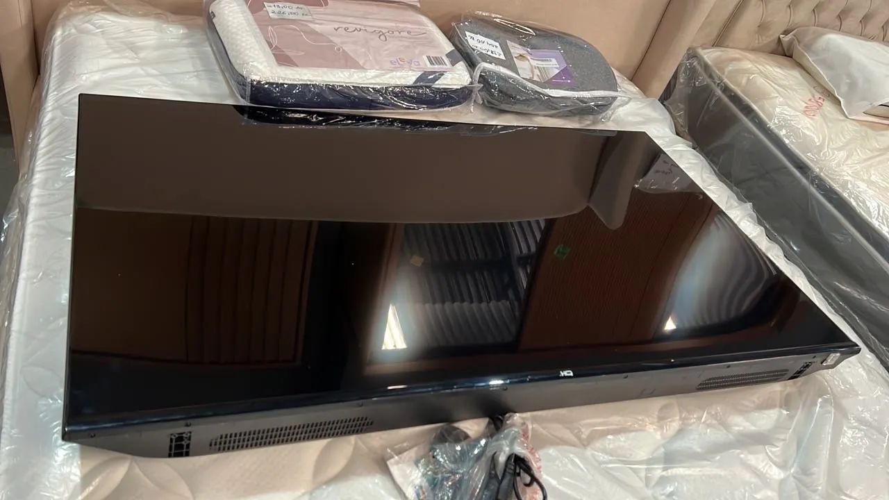 design Slim HQS6ONKHM - Smart TV 4K 60 polegadas - Foto 2