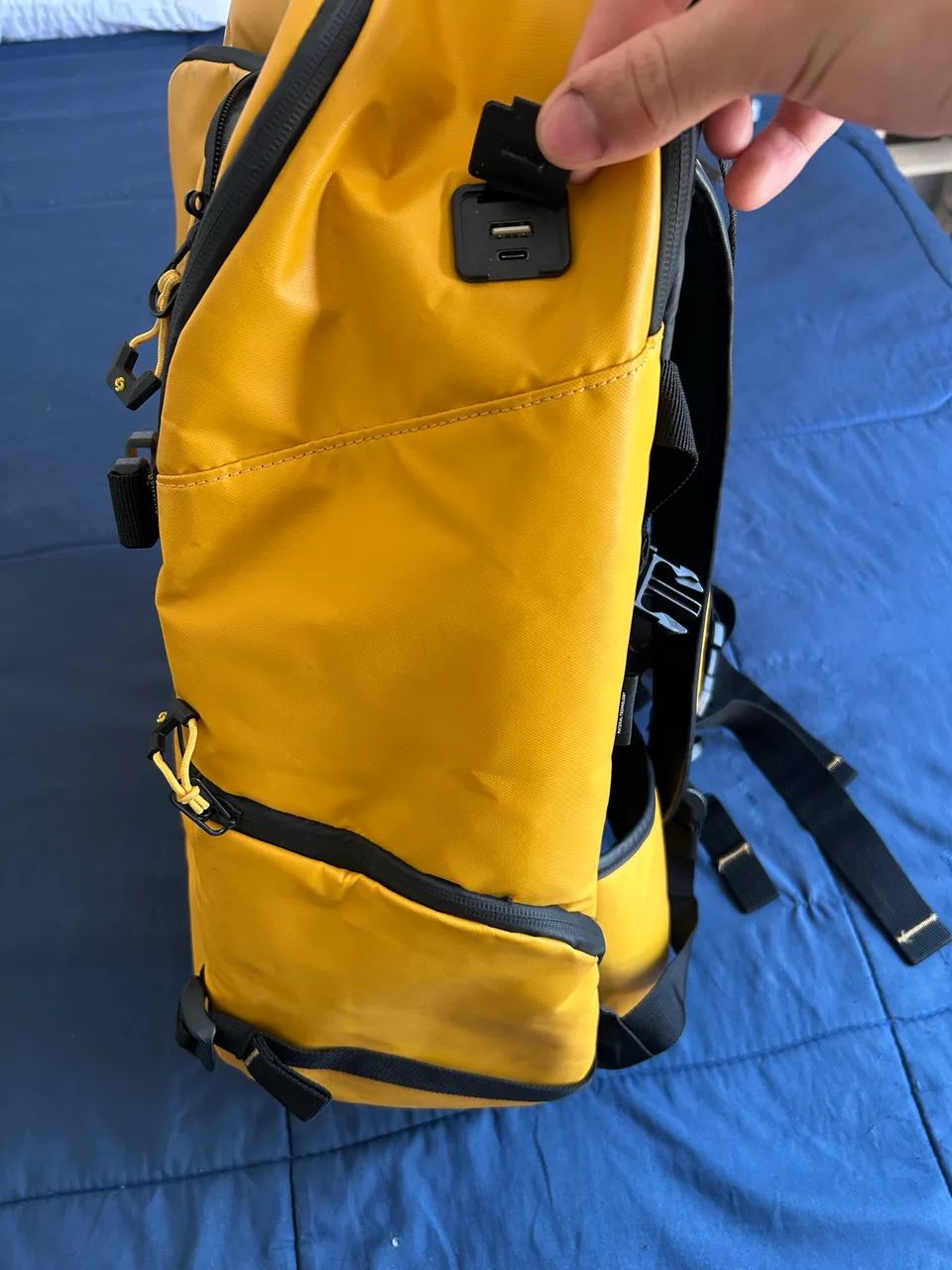 mochila samsonite premium amarela com suporte para carregador portátil - Foto 2