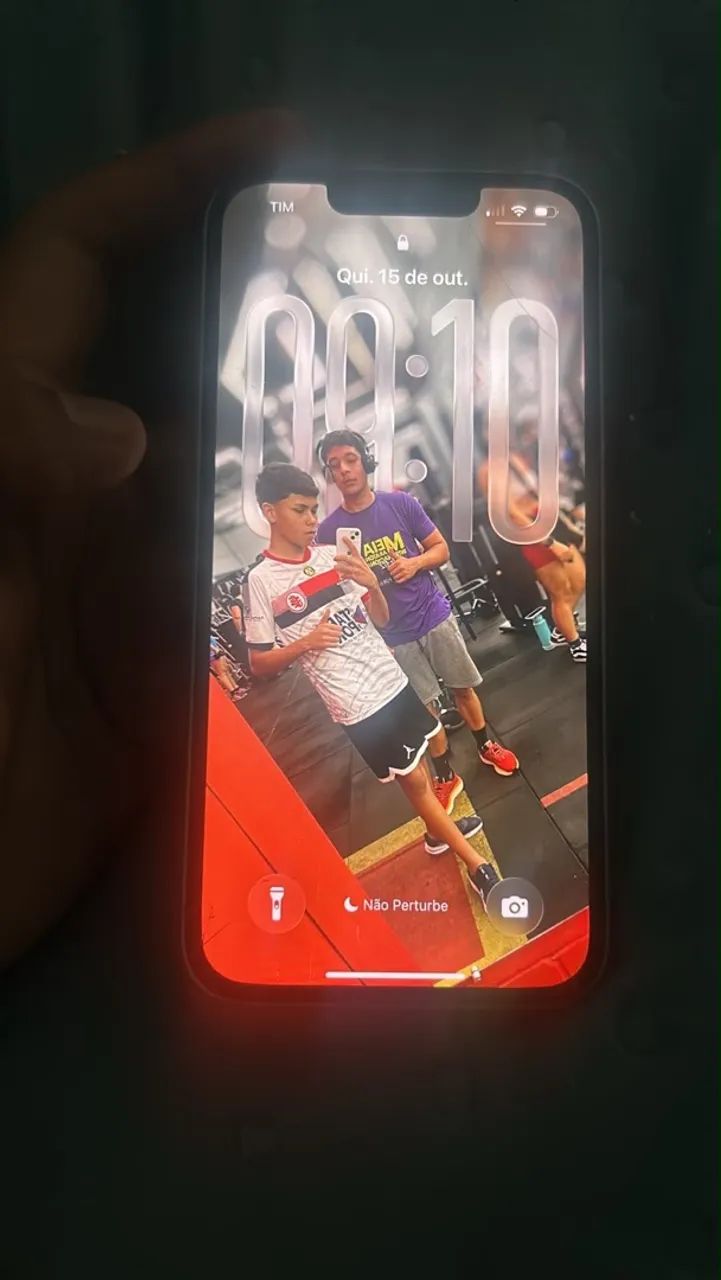 iPhone 14 com avarias 
