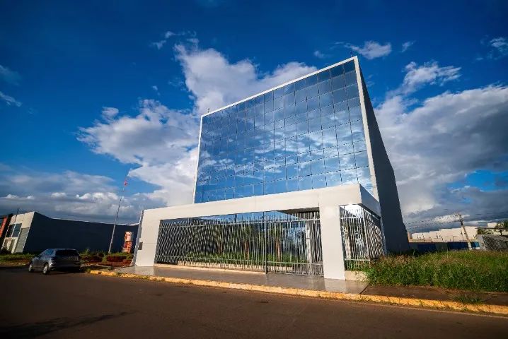 Predio Comercial com 1.232 M² em frente a BR-153 e Condominio Alphaville Anápolis