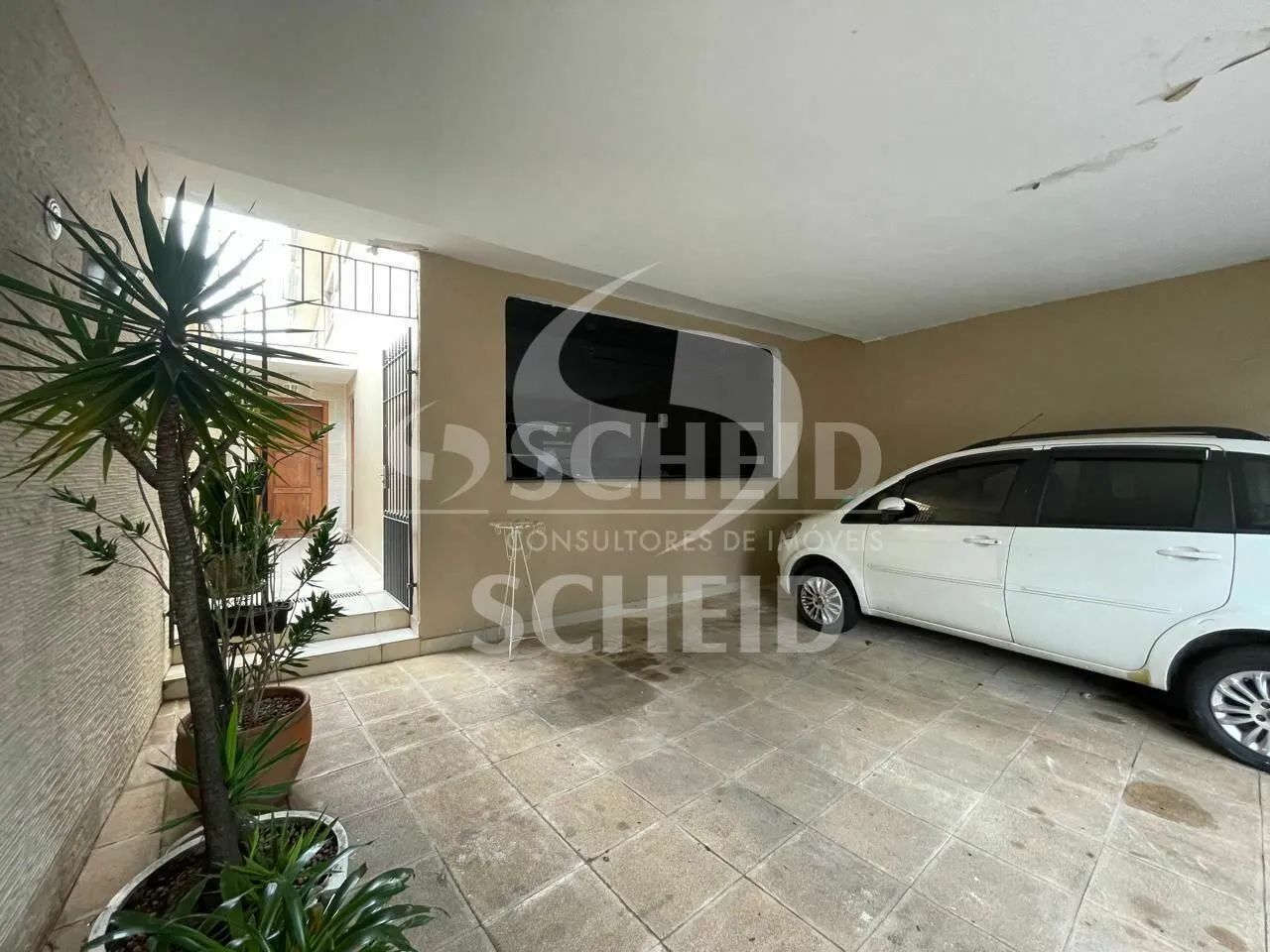 Sobrado para locação - 3 quartos - 2 vagas - Interlagos.
