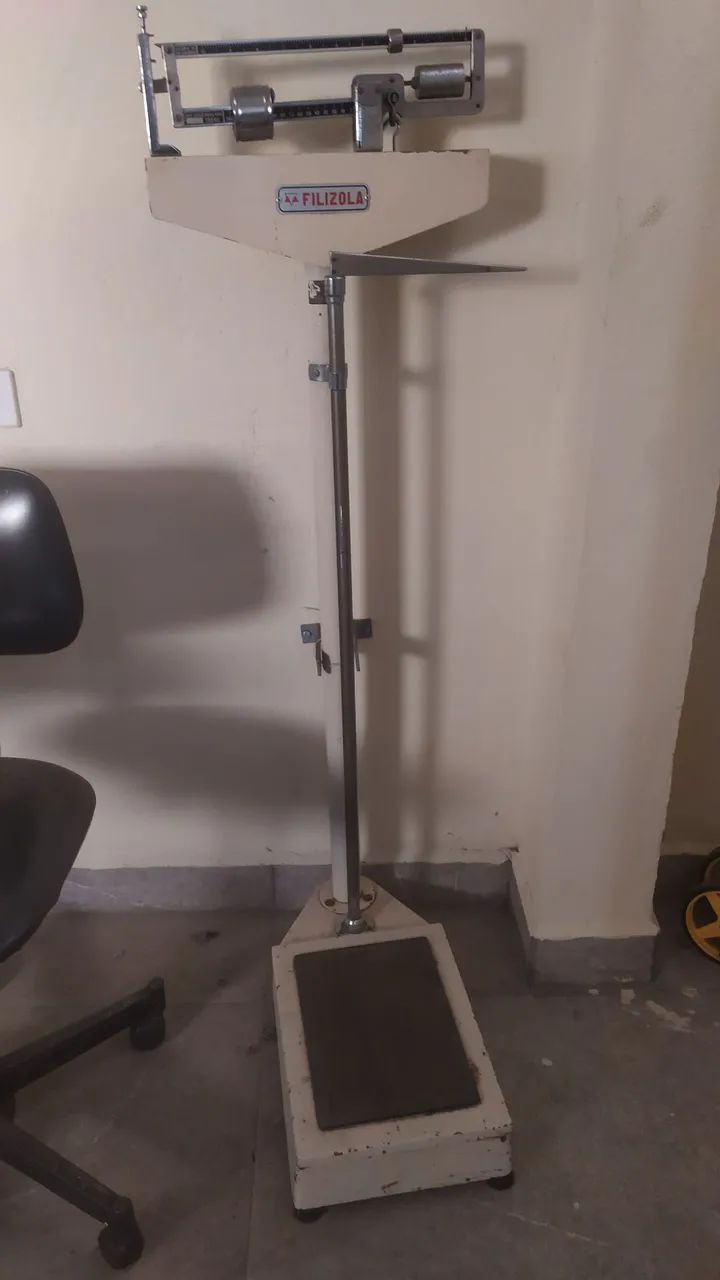 Balança antiga para consultório  - Foto 2