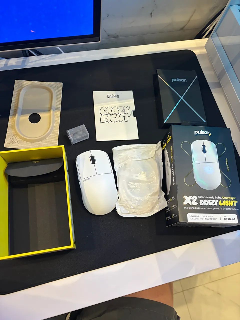 Mouse Pulsar X2 Crazylight Médio - Branco - Foto 3