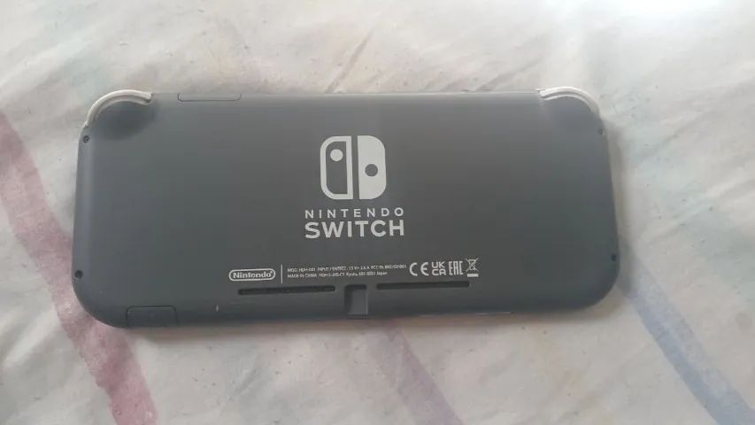 Nintendo Switch Lite Cinza + Desbloqueado (128GB) + Caixa e
