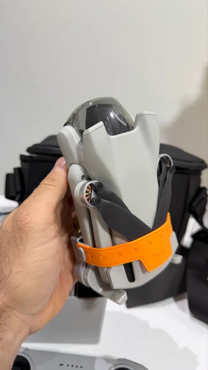 Drone Dji mini 3 combo 3 bateria radio tela - Foto 2