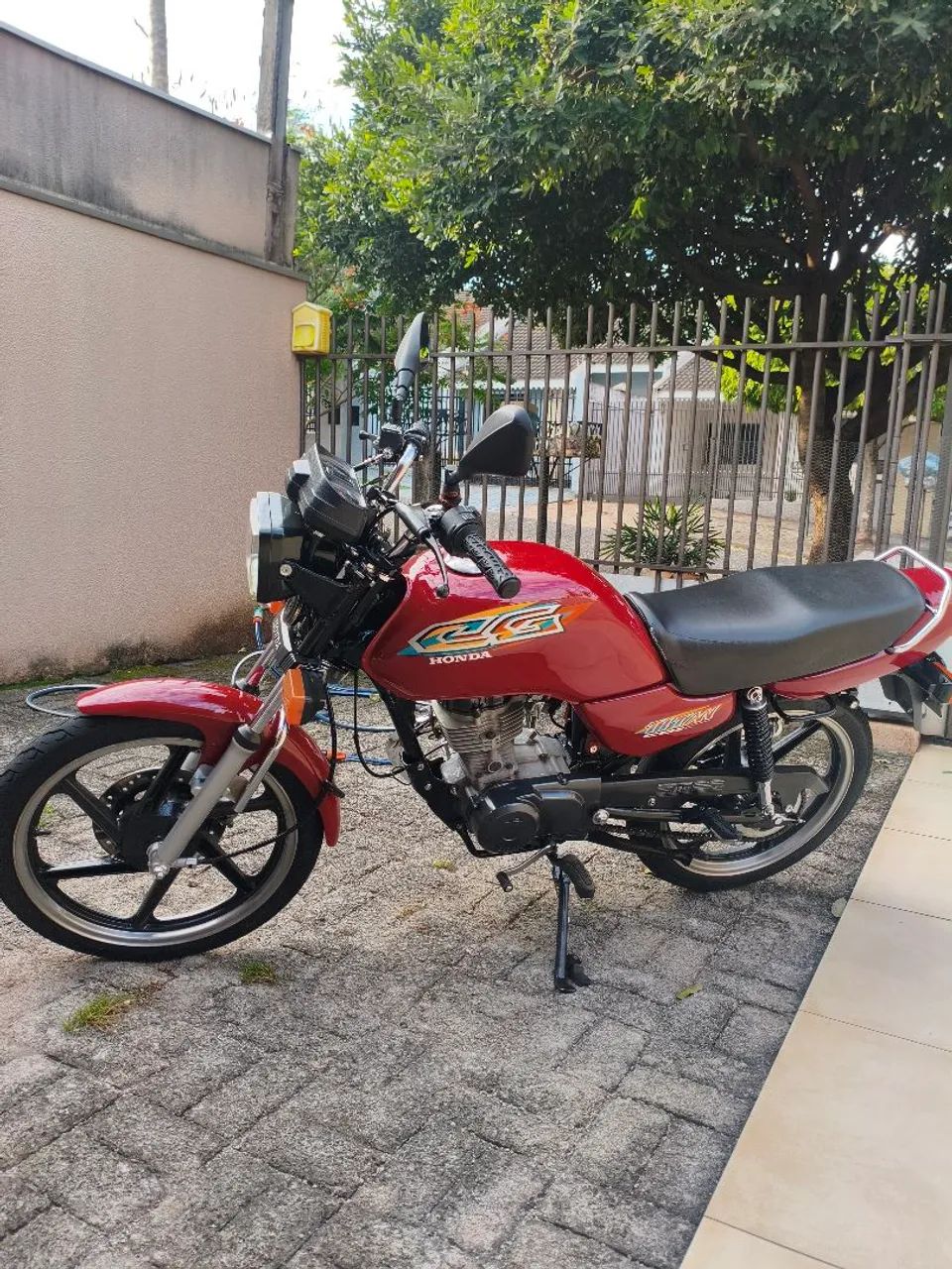 Titan 99 - Foto 3